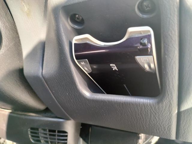 サンバーバン ＶＢ　軽バンキッチンカー　小型移動販売車　２槽シンク　タンク　カウンター付作業テーブル　換気扇　移動カフェ　キッチンカー　塗装済み　軽キッチンカー　ＥＴＣ　社外アルミホイール　冬タイヤ　８ナンバー取得済（22枚目）