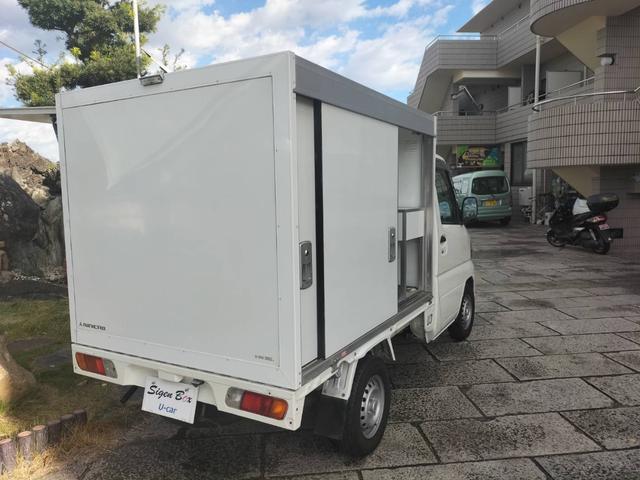 ミニキャブトラック ベースグレード キッチンカー 移動販売車 フードトラック PS AT AC 1面跳ね上げ売窓 2槽シンク・タンク 作業台 給排水タンク バックモニター型ドラレコ 軽キッチンカー 小型移動販売車(14枚目)