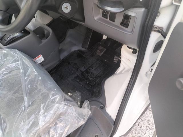 ミニキャブトラック ベースグレード キッチンカー 移動販売車 フードトラック PS AT AC 1面跳ね上げ売窓 2槽シンク・タンク 作業台 給排水タンク バックモニター型ドラレコ 軽キッチンカー 小型移動販売車(26枚目)