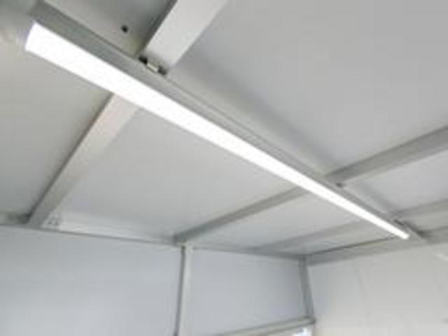 ハイゼットトラック エアコン・パワステスペシャルVS キッチンカー 移動販売車 トリミングカー PS AT AC BOX新品 2面跳ね上げ式売窓 2槽シンク 作業台 給排水タンク バックモニター型ドラレコ 軽キッチンカー 新塗装(12枚目)