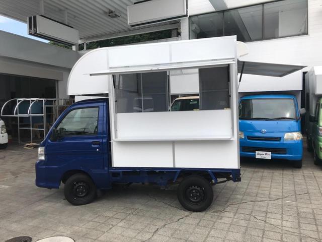 ハイゼットトラック エアコン・パワステスペシャルVS キッチンカー 移動販売車 トリミングカー PS AT AC BOX新品 2面跳ね上げ式売窓 2槽シンク 作業台 給排水タンク バックモニター型ドラレコ 軽キッチンカー 新塗装(28枚目)