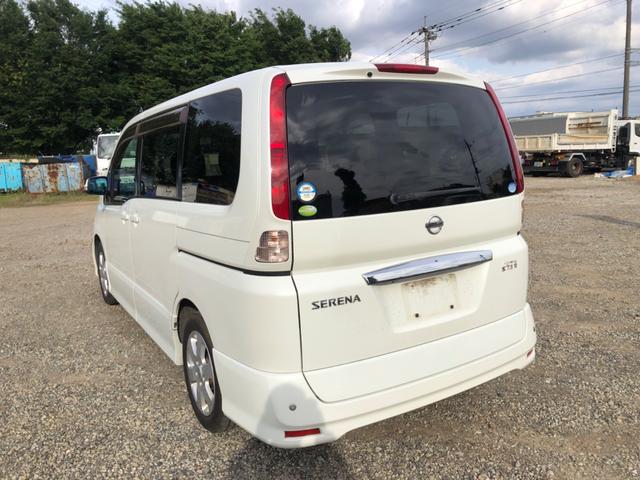 日産 セレナ