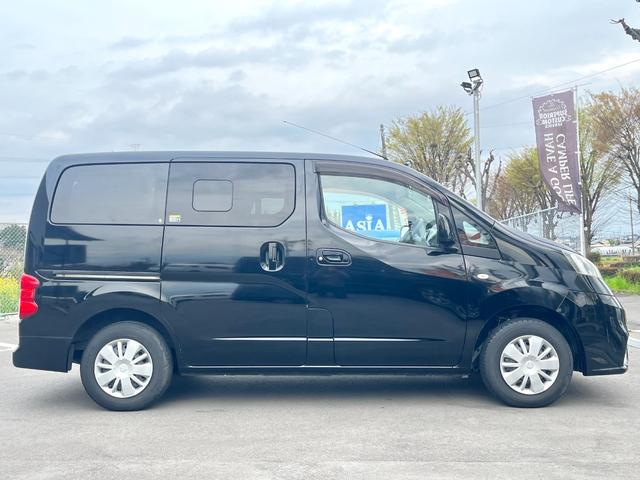 ＮＶ２００バネットワゴン 　ステージ２１　リゾートデュオ　１５００Ｗインバーター　ソーラーパネル　フリップダウンモニター　７００Ｗ電子レンジ　走行充電　外部電源　外部充電　フルフラットベット　サブバッテリー（67枚目）