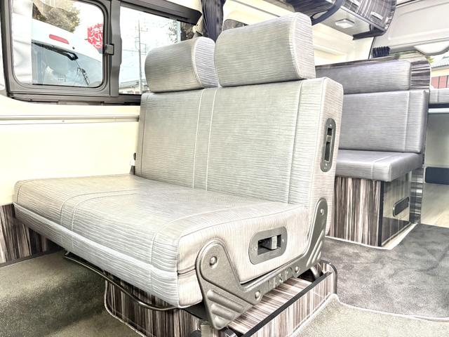 ハイエースバン 　ＡＴＶ群馬　ＲＳプレミアム　家庭用エアコン　ＦＦヒーター　２０００Ｗインバーター　トリプルサブ　ソーラーパネル　レカロシート　フリップダウンモニター　メインサブ切替　ローダウン　社外ショック（2枚目）