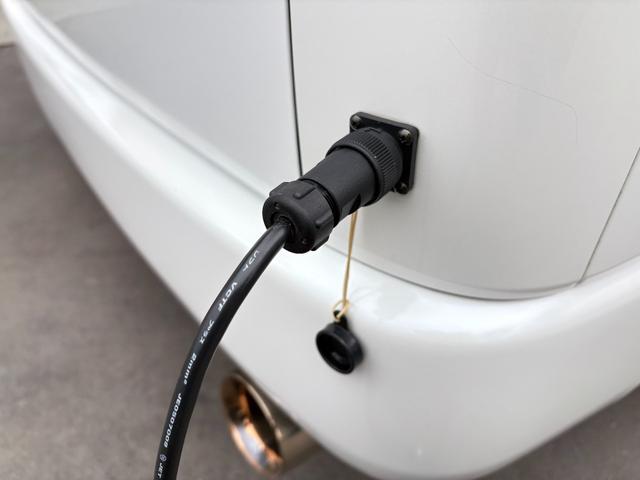 ハイエースバン 　ＡＴＶ群馬　ＲＳプレミアム　家庭用エアコン　ＦＦヒーター　２０００Ｗインバーター　トリプルサブ　ソーラーパネル　レカロシート　フリップダウンモニター　メインサブ切替　ローダウン　社外ショック（24枚目）