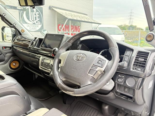 ハイエースバン 　ＡＴＶ群馬　ＲＳプレミアム　家庭用エアコン　ＦＦヒーター　２０００Ｗインバーター　トリプルサブ　ソーラーパネル　レカロシート　フリップダウンモニター　メインサブ切替　ローダウン　社外ショック（25枚目）