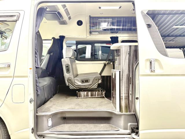 ハイエースバン 　ＡＴＶ群馬　ＲＳプレミアム　家庭用エアコン　ＦＦヒーター　２０００Ｗインバーター　トリプルサブ　ソーラーパネル　レカロシート　フリップダウンモニター　メインサブ切替　ローダウン　社外ショック（36枚目）