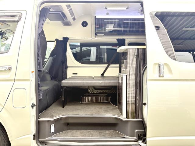 ハイエースバン 　ＡＴＶ群馬　ＲＳプレミアム　家庭用エアコン　ＦＦヒーター　２０００Ｗインバーター　トリプルサブ　ソーラーパネル　レカロシート　フリップダウンモニター　メインサブ切替　ローダウン　社外ショック（37枚目）