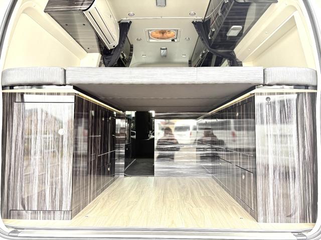 ハイエースバン 　ＡＴＶ群馬　ＲＳプレミアム　家庭用エアコン　ＦＦヒーター　２０００Ｗインバーター　トリプルサブ　ソーラーパネル　レカロシート　フリップダウンモニター　メインサブ切替　ローダウン　社外ショック（56枚目）