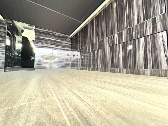 ハイエースバン 　ＡＴＶ群馬　ＲＳプレミアム　家庭用エアコン　ＦＦヒーター　２０００Ｗインバーター　トリプルサブ　ソーラーパネル　レカロシート　フリップダウンモニター　メインサブ切替　ローダウン　社外ショック（59枚目）