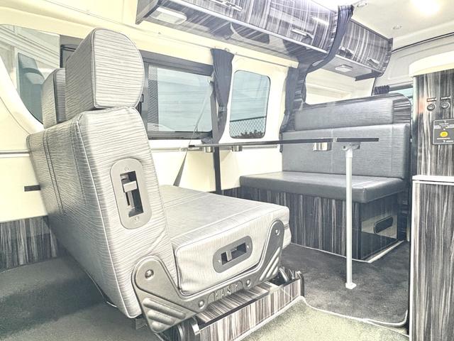 ハイエースバン 　ＡＴＶ群馬　ＲＳプレミアム　家庭用エアコン　ＦＦヒーター　２０００Ｗインバーター　トリプルサブ　ソーラーパネル　レカロシート　フリップダウンモニター　メインサブ切替　ローダウン　社外ショック（76枚目）