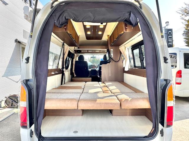 ハイエースバン レクビィ ハイエースプラス LV FFヒーター ソーラーパネル インバーター1500W マックスファン サイドオーニング TV リアスピーカー 電子レンジ ツインサブ 8ナンバー キャンピングカー(58枚目)