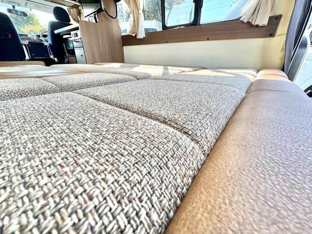 ハイエースバン レクビィ ハイエースプラス LV FFヒーター ソーラーパネル インバーター1500W マックスファン サイドオーニング TV リアスピーカー 電子レンジ ツインサブ 8ナンバー キャンピングカー(62枚目)