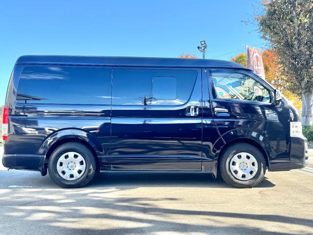 ハイエースバン スーパーGL ダークプライムII ケイワークス オーロラスタークルーズSL 4WD リチウム 1500Wインバーター コンバータ― FFヒーター 走行充電 外部充電 フリップダウンモニター バンコン 8ナンバー キャンピングカー(20枚目)