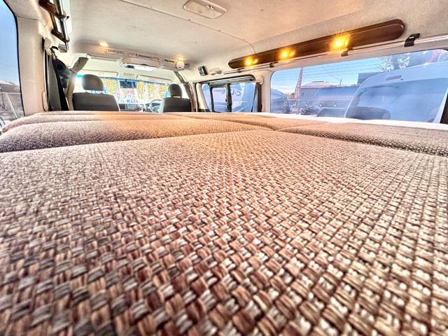 ハイエースバン スーパーGL ダークプライムII ケイワークス オーロラスタークルーズSL 4WD リチウム 1500Wインバーター コンバータ― FFヒーター 走行充電 外部充電 フリップダウンモニター バンコン 8ナンバー キャンピングカー(50枚目)