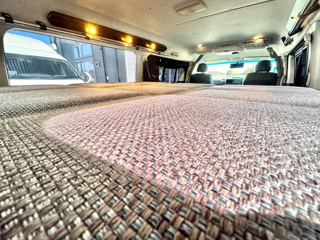 ハイエースバン スーパーGL ダークプライムII ケイワークス オーロラスタークルーズSL 4WD リチウム 1500Wインバーター コンバータ― FFヒーター 走行充電 外部充電 フリップダウンモニター バンコン 8ナンバー キャンピングカー(52枚目)