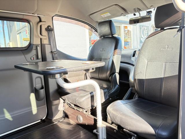 NV200バネットワゴン アネックス ファミリーワゴン FFヒーター 回転式シート サイクルキャリア ルーフラック 走行充電 バックカメラ ドラレコ 網戸 5ナンバー 車中泊 バンコン キャンピングカー(74枚目)