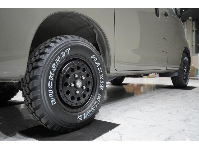 タウンエースバン ＤＸ　車中泊／４ＷＤ／全塗装／リフトアップ／新品１４インチホイール／新品ＭＴタイヤ／オートマ／純正ナビ／ＥＴＣ／新品シートカバー／５人乗り／１５００ｃｃ／リアヒーター／駆動切替可能／ベッドキット（15枚目）