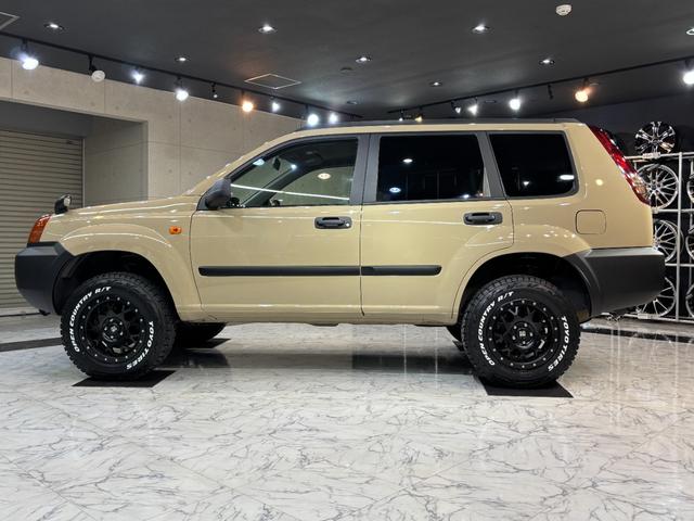 エクストレイル X オールペイント/ベージュ全塗装/新品ホイールタイヤセット/オリジナルリフトアップサス/クラシックNISSANグリル/ヴィンテージ調シートカバー/オリジナルウッド調パネル/アウトドアカスタム(17枚目)