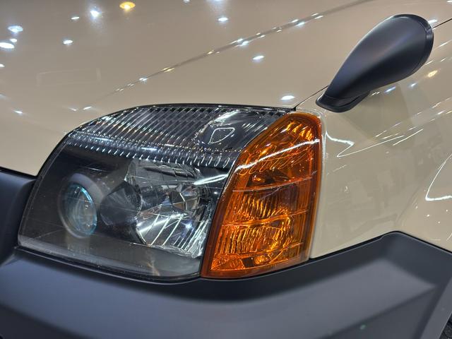 エクストレイル X オールペイント/ベージュ全塗装/新品ホイールタイヤセット/オリジナルリフトアップサス/クラシックNISSANグリル/ヴィンテージ調シートカバー/オリジナルウッド調パネル/アウトドアカスタム(18枚目)