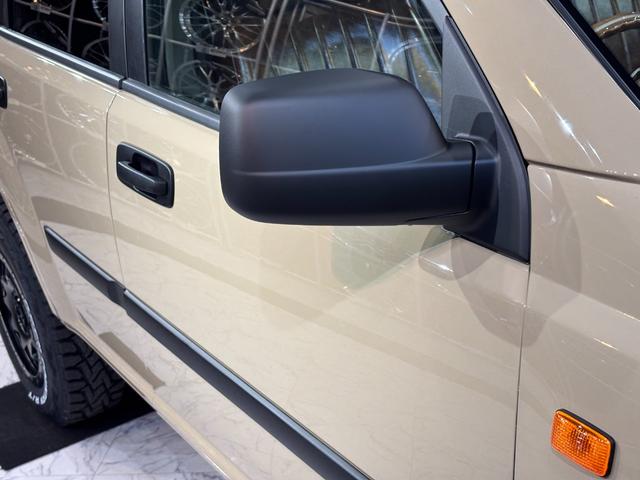 エクストレイル X オールペイント/ベージュ全塗装/新品ホイールタイヤセット/オリジナルリフトアップサス/クラシックNISSANグリル/ヴィンテージ調シートカバー/オリジナルウッド調パネル/アウトドアカスタム(20枚目)