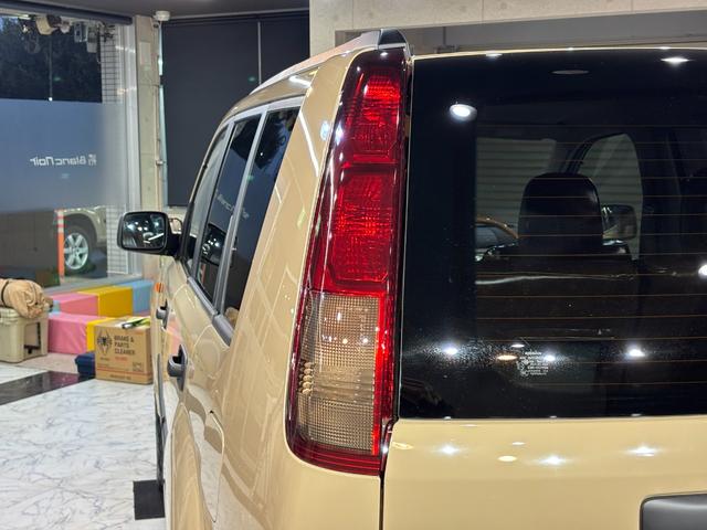 エクストレイル X オールペイント/ベージュ全塗装/新品ホイールタイヤセット/オリジナルリフトアップサス/クラシックNISSANグリル/ヴィンテージ調シートカバー/オリジナルウッド調パネル/アウトドアカスタム(22枚目)