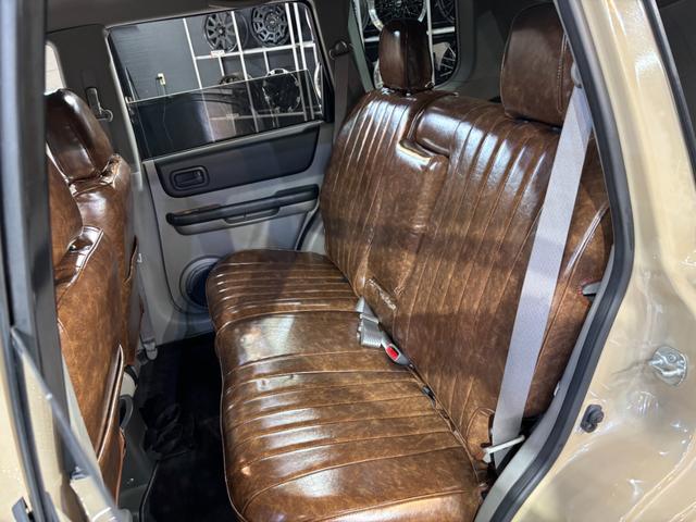 エクストレイル X オールペイント/ベージュ全塗装/新品ホイールタイヤセット/オリジナルリフトアップサス/クラシックNISSANグリル/ヴィンテージ調シートカバー/オリジナルウッド調パネル/アウトドアカスタム(29枚目)