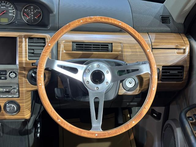 エクストレイル X オールペイント/ベージュ全塗装/新品ホイールタイヤセット/オリジナルリフトアップサス/クラシックNISSANグリル/ヴィンテージ調シートカバー/オリジナルウッド調パネル/アウトドアカスタム(33枚目)