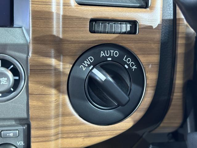 エクストレイル X オールペイント/ベージュ全塗装/新品ホイールタイヤセット/オリジナルリフトアップサス/クラシックNISSANグリル/ヴィンテージ調シートカバー/オリジナルウッド調パネル/アウトドアカスタム(37枚目)