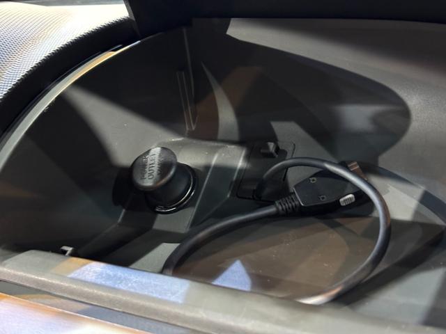 エクストレイル X オールペイント/ベージュ全塗装/新品ホイールタイヤセット/オリジナルリフトアップサス/クラシックNISSANグリル/ヴィンテージ調シートカバー/オリジナルウッド調パネル/アウトドアカスタム(46枚目)