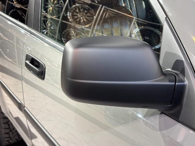 エクストレイル Ｘ　アウトドアカスタム／全塗装／リフトアップ／新品ホイールタイヤセット／リフトアップ／新品ヴィンテージ調シートカバー／オリジナルウッド調パネルセット／新品ウッドハンドル（21枚目）