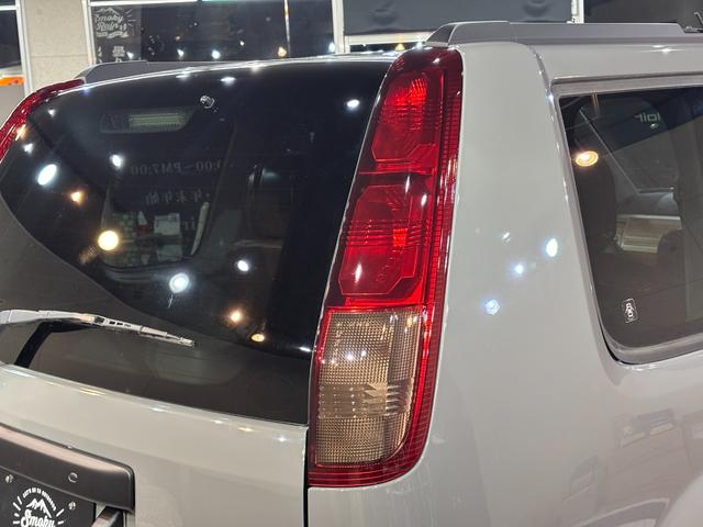 エクストレイル Ｘ　アウトドアカスタム／全塗装／リフトアップ／新品ホイールタイヤセット／リフトアップ／新品ヴィンテージ調シートカバー／オリジナルウッド調パネルセット／新品ウッドハンドル（22枚目）