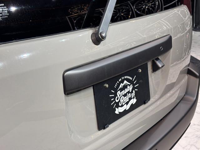 エクストレイル Ｘ　アウトドアカスタム／全塗装／リフトアップ／新品ホイールタイヤセット／リフトアップ／新品ヴィンテージ調シートカバー／オリジナルウッド調パネルセット／新品ウッドハンドル（23枚目）