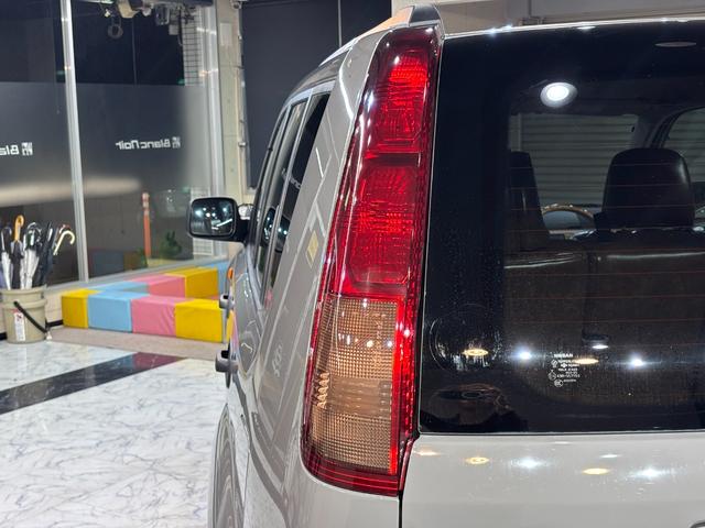 エクストレイル Ｘ　アウトドアカスタム／全塗装／リフトアップ／新品ホイールタイヤセット／リフトアップ／新品ヴィンテージ調シートカバー／オリジナルウッド調パネルセット／新品ウッドハンドル（24枚目）