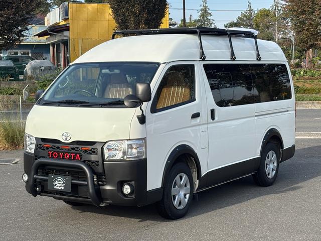 ハイエースバン 　８ナンバーキャンピング／新品ルーフエアコン／新品ソーラーパネル／新品ベッドキット／新品ヴィンテージ調シートカバー／６人乗り／アウトドアカスタム（2枚目）