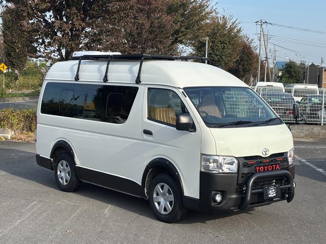 ハイエースバン 　８ナンバーキャンピング／新品ルーフエアコン／新品ソーラーパネル／新品ベッドキット／新品ヴィンテージ調シートカバー／６人乗り／アウトドアカスタム（5枚目）