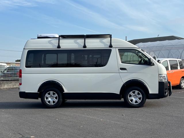 ハイエースバン 　８ナンバーキャンピング／新品ルーフエアコン／新品ソーラーパネル／新品ベッドキット／新品ヴィンテージ調シートカバー／６人乗り／アウトドアカスタム（6枚目）