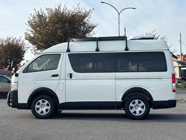 ハイエースバン 　８ナンバーキャンピング／新品ルーフエアコン／新品ソーラーパネル／新品ベッドキット／新品ヴィンテージ調シートカバー／６人乗り／アウトドアカスタム（10枚目）