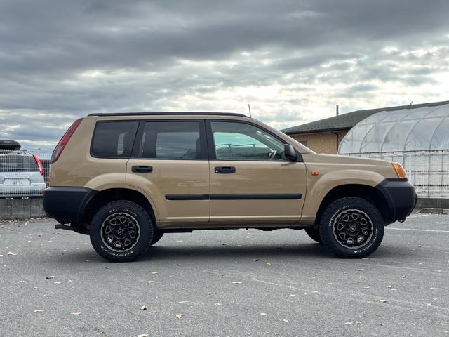 エクストレイル Ｓｔｔ　オールペイント／アウトドアカスタム／リフトアップ／ホイールタイヤセット／新品ヴィンテージ調シートカバー／新品ウッド調パネルセット／新品ウッドステアリング／ヘッドライトインナーブラック加工（15枚目）