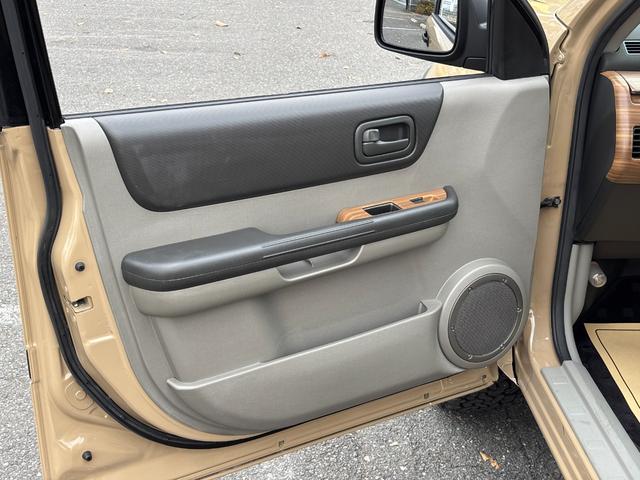 エクストレイル Ｓｔｔ　オールペイント／アウトドアカスタム／リフトアップ／ホイールタイヤセット／新品ヴィンテージ調シートカバー／新品ウッド調パネルセット／新品ウッドステアリング／ヘッドライトインナーブラック加工（33枚目）