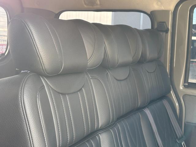 タウンエースバン ＧＬ　オールペイント／社外回転セカンドシート（新品）／新品ヴィンテージ調シートカバー／新品ウッド調パネルセット／新品ウッドコンビハンドル／新品ホイールタイヤセット／新品リフトアップサス／車中泊仕様（46枚目）