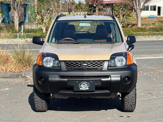 エクストレイル Ｓ　切り替え式４ＷＤ／オールペイント／アウトドアカスタム／新品リフトアップサス／新品ホイールタイヤセット／新品ヴィンテージ調シートカバー／新品パネル＆ハンドル／ヘッドライトインナーブラック加工（10枚目）