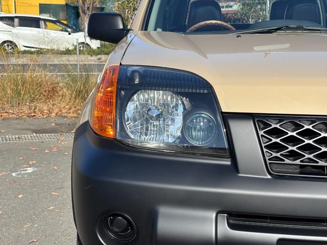 エクストレイル Ｓ　切り替え式４ＷＤ／オールペイント／アウトドアカスタム／新品リフトアップサス／新品ホイールタイヤセット／新品ヴィンテージ調シートカバー／新品パネル＆ハンドル／ヘッドライトインナーブラック加工（11枚目）