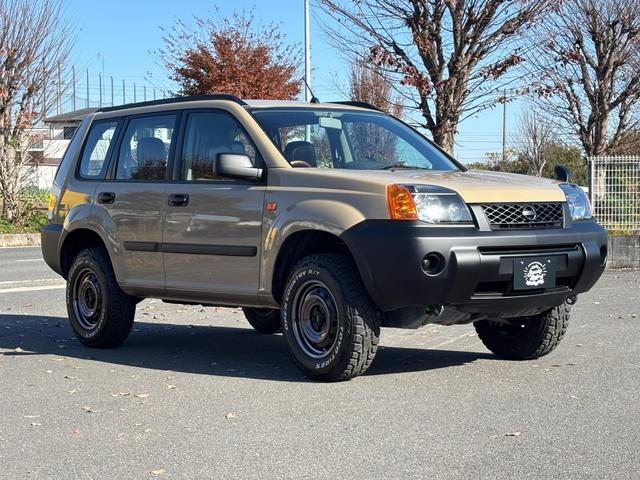 エクストレイル Ｓ　切り替え式４ＷＤ／オールペイント／アウトドアカスタム／新品リフトアップサス／新品ホイールタイヤセット／新品ヴィンテージ調シートカバー／新品パネル＆ハンドル／ヘッドライトインナーブラック加工（12枚目）