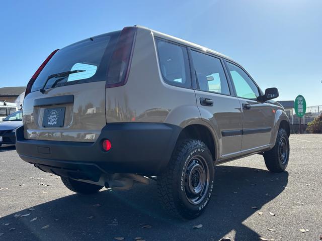 エクストレイル Ｓ　切り替え式４ＷＤ／オールペイント／アウトドアカスタム／新品リフトアップサス／新品ホイールタイヤセット／新品ヴィンテージ調シートカバー／新品パネル＆ハンドル／ヘッドライトインナーブラック加工（19枚目）