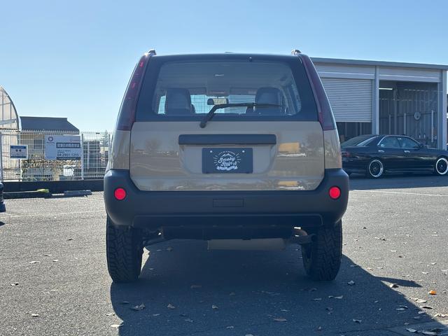 エクストレイル Ｓ　切り替え式４ＷＤ／オールペイント／アウトドアカスタム／新品リフトアップサス／新品ホイールタイヤセット／新品ヴィンテージ調シートカバー／新品パネル＆ハンドル／ヘッドライトインナーブラック加工（21枚目）