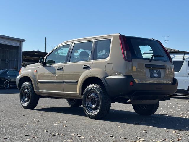 エクストレイル Ｓ　切り替え式４ＷＤ／オールペイント／アウトドアカスタム／新品リフトアップサス／新品ホイールタイヤセット／新品ヴィンテージ調シートカバー／新品パネル＆ハンドル／ヘッドライトインナーブラック加工（23枚目）