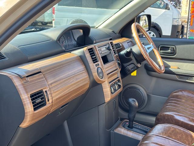 エクストレイル Ｓ　切り替え式４ＷＤ／オールペイント／アウトドアカスタム／新品リフトアップサス／新品ホイールタイヤセット／新品ヴィンテージ調シートカバー／新品パネル＆ハンドル／ヘッドライトインナーブラック加工（36枚目）