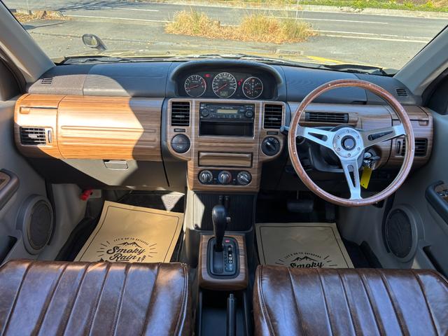 エクストレイル Ｓ　切り替え式４ＷＤ／オールペイント／アウトドアカスタム／新品リフトアップサス／新品ホイールタイヤセット／新品ヴィンテージ調シートカバー／新品パネル＆ハンドル／ヘッドライトインナーブラック加工（47枚目）