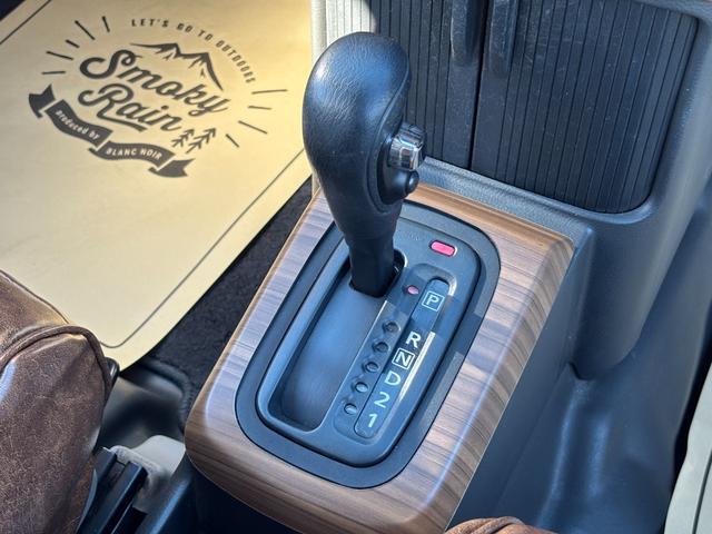 エクストレイル Ｓ　切り替え式４ＷＤ／オールペイント／アウトドアカスタム／新品リフトアップサス／新品ホイールタイヤセット／新品ヴィンテージ調シートカバー／新品パネル＆ハンドル／ヘッドライトインナーブラック加工（50枚目）